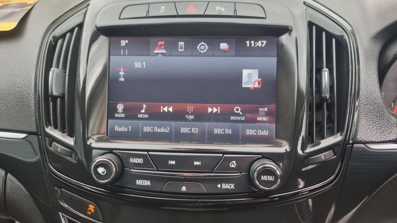 VAUXHALL INSIGNIA