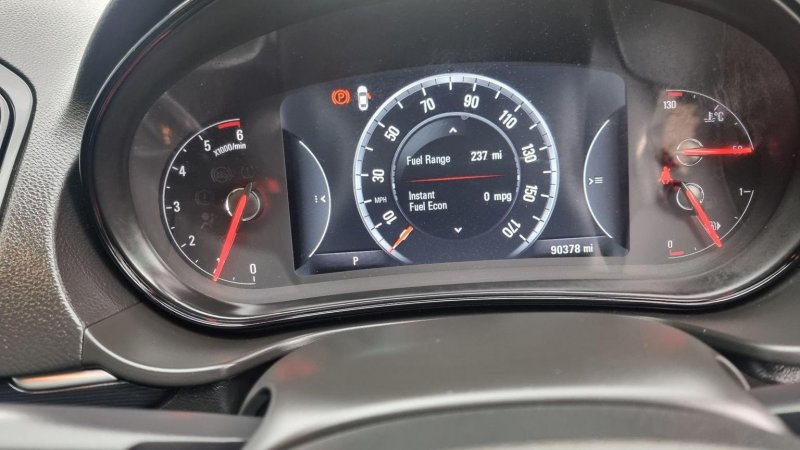 VAUXHALL INSIGNIA