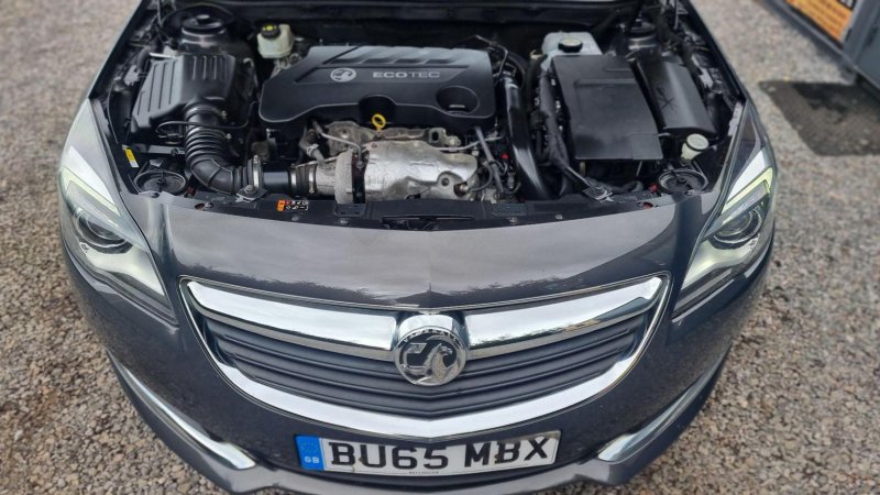 VAUXHALL INSIGNIA