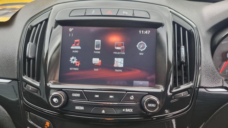 VAUXHALL INSIGNIA