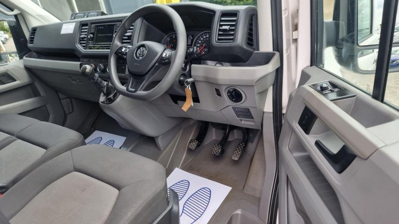 VOLKSWAGEN CRAFTER