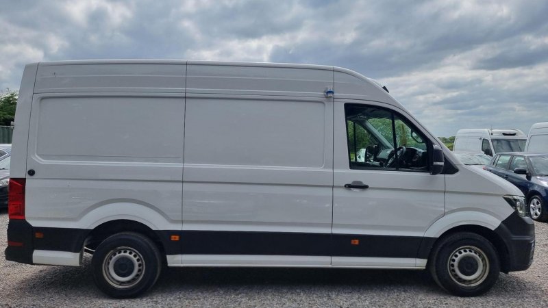 VOLKSWAGEN CRAFTER