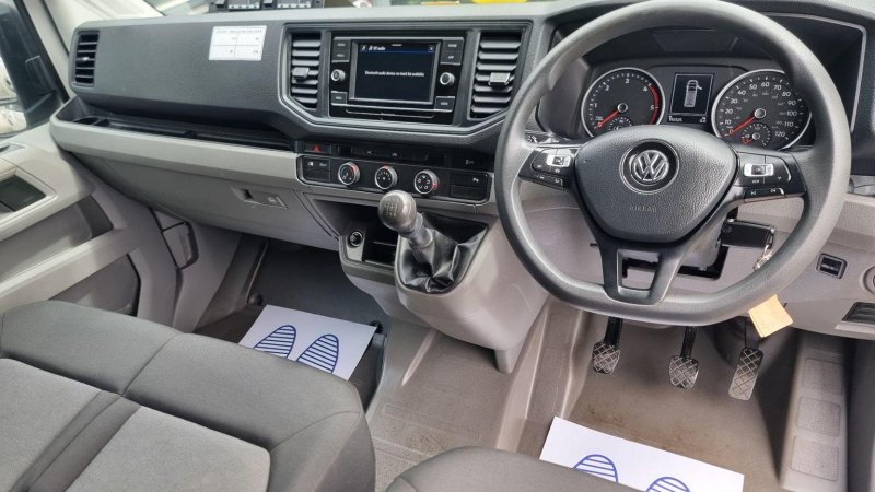 VOLKSWAGEN CRAFTER