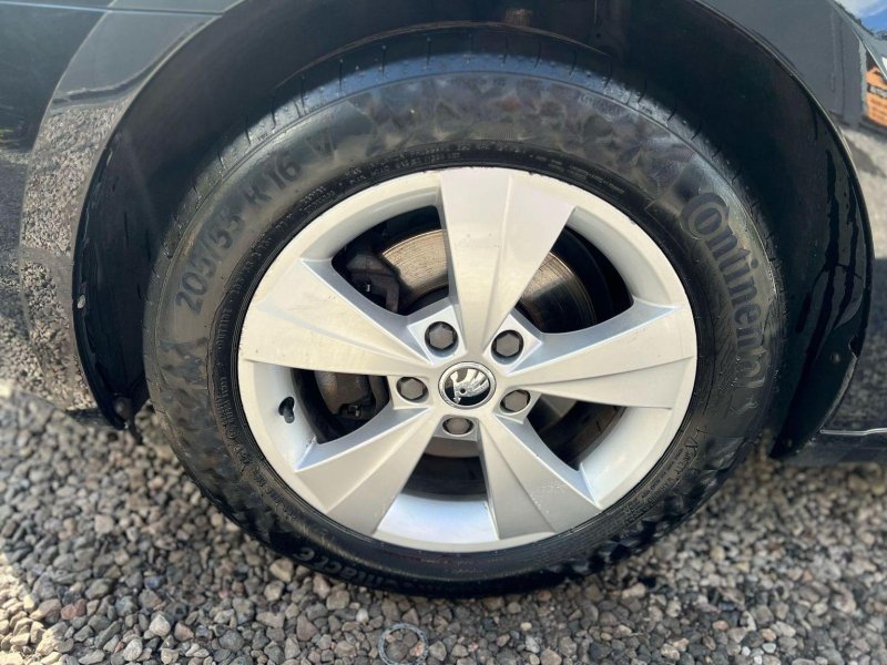 SKODA OCTAVIA