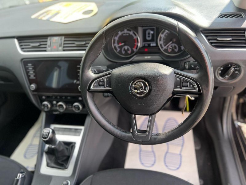 SKODA OCTAVIA