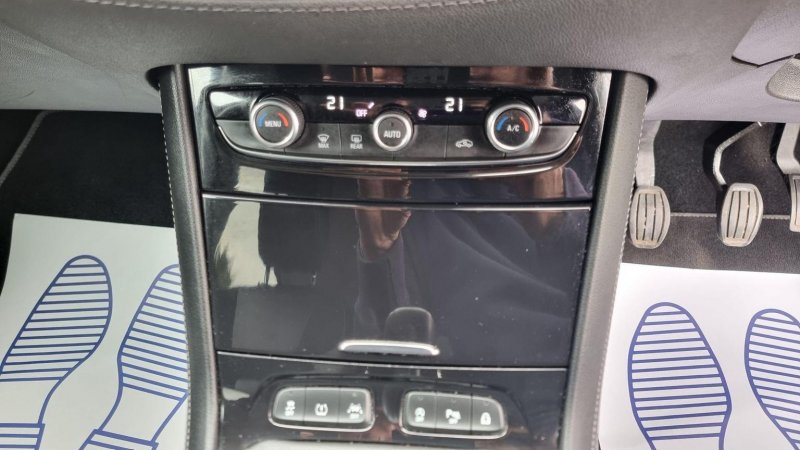 VAUXHALL GRANDLAND X