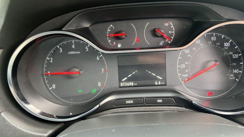 VAUXHALL GRANDLAND X