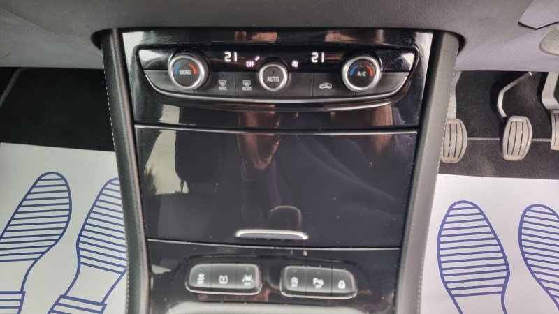 VAUXHALL GRANDLAND X