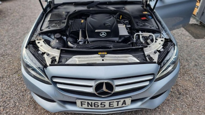 MERCEDES-BENZ C CLASS