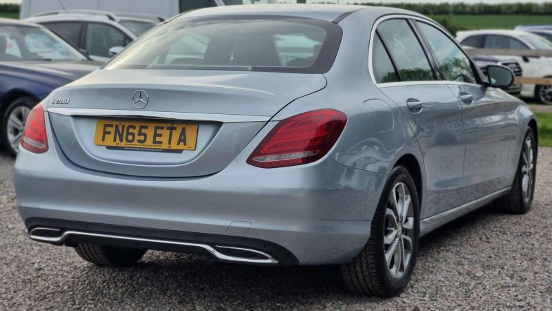MERCEDES-BENZ C CLASS