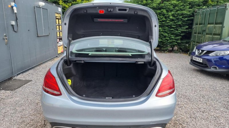 MERCEDES-BENZ C CLASS