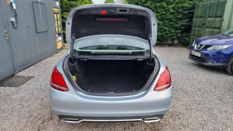 MERCEDES-BENZ C CLASS