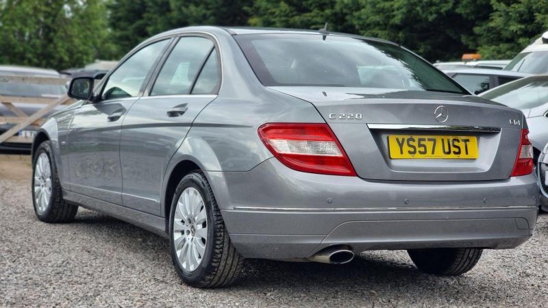 MERCEDES-BENZ C CLASS