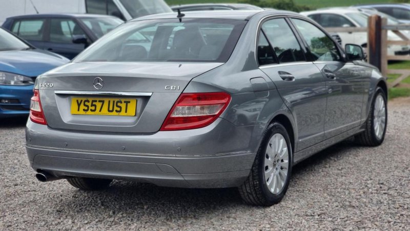MERCEDES-BENZ C CLASS