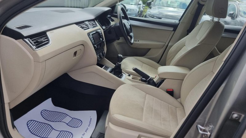 SKODA OCTAVIA