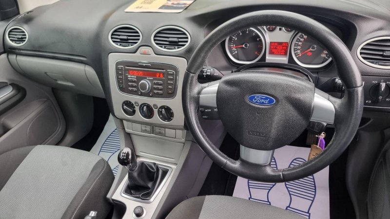 FORD FOCUS