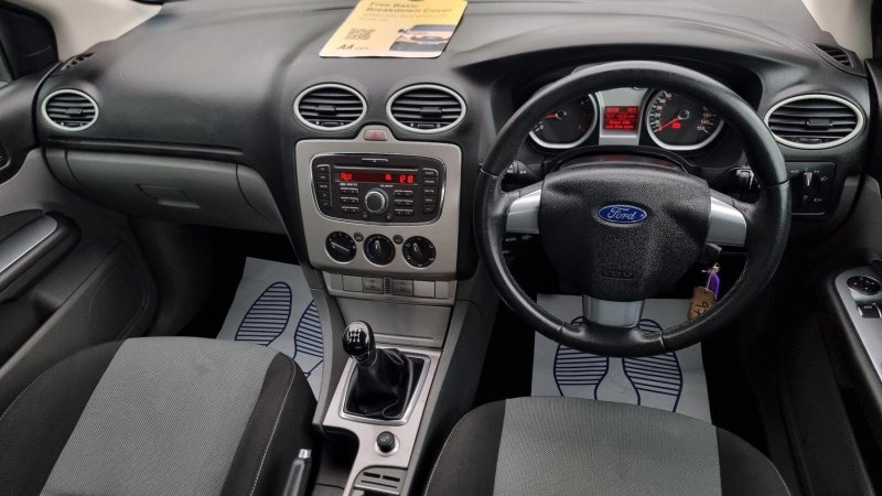 FORD FOCUS