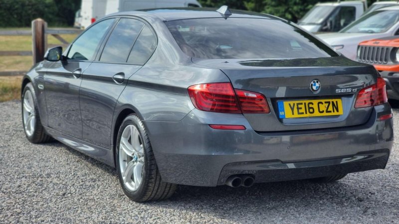 BMW 5 SERIES