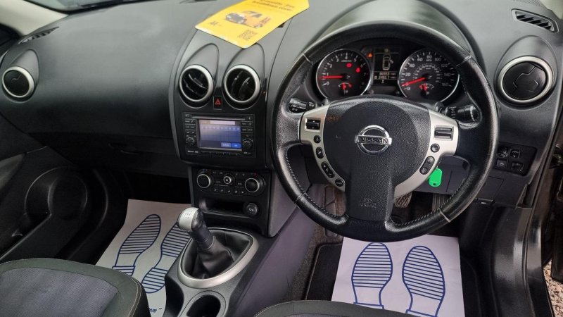 NISSAN QASHQAI