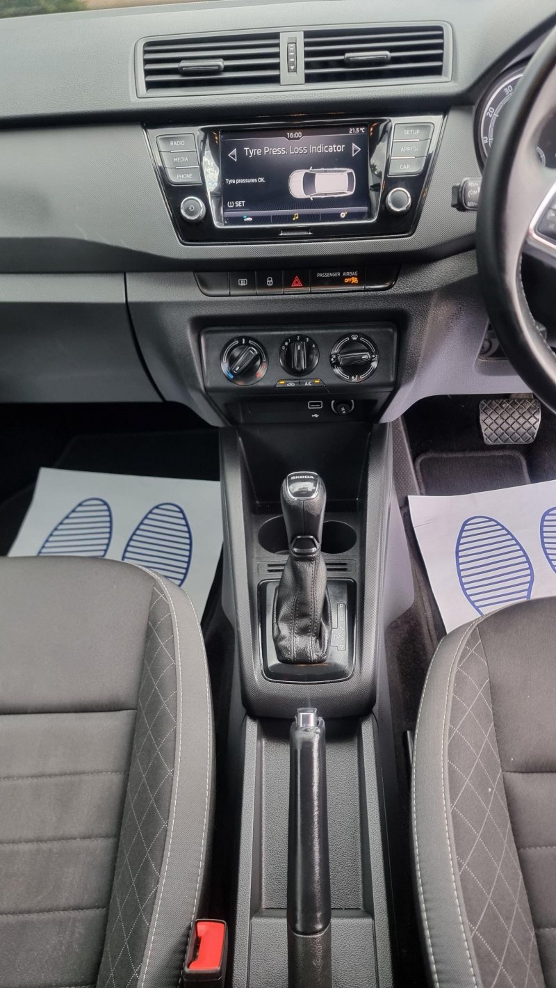 SKODA FABIA
