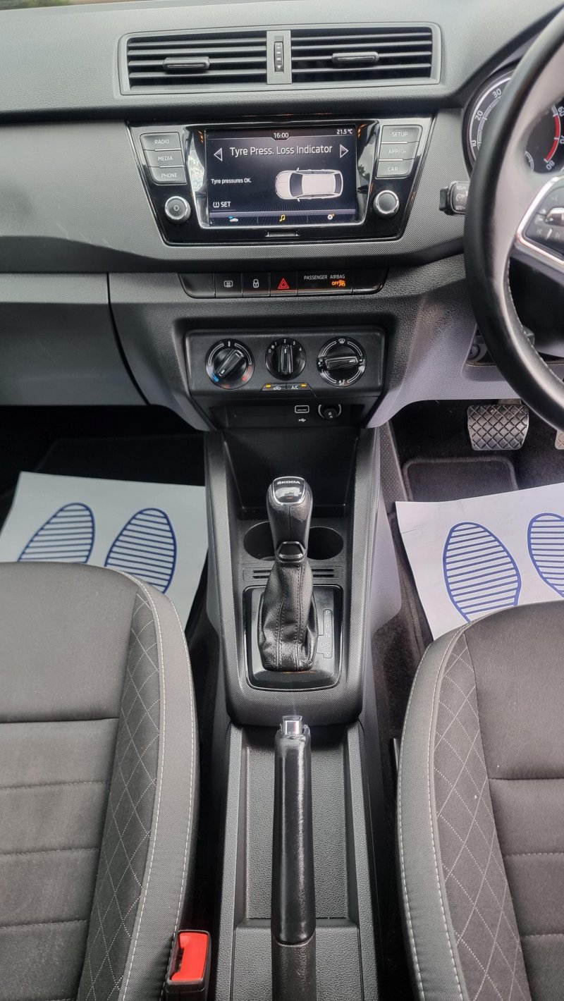 SKODA FABIA