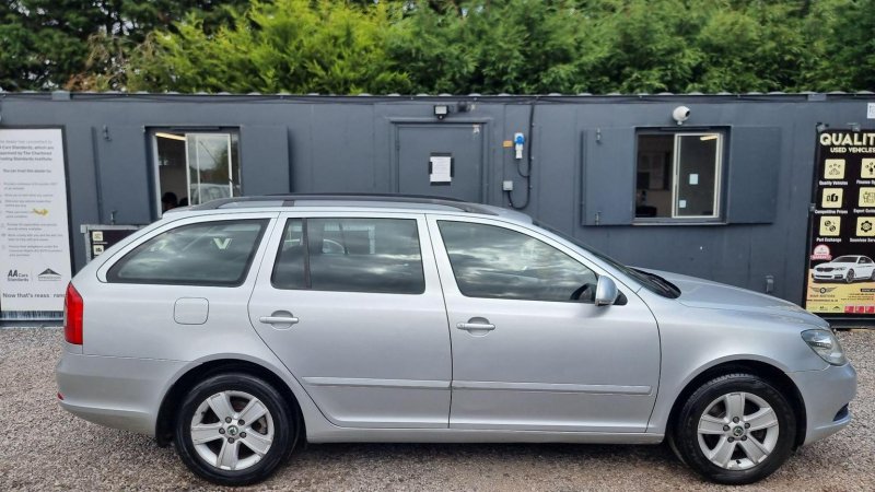 SKODA OCTAVIA