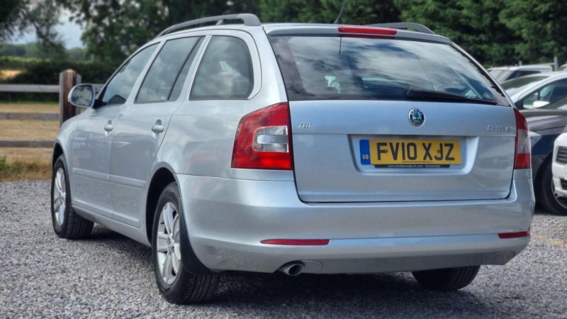 SKODA OCTAVIA