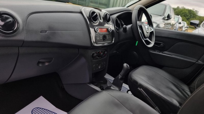 DACIA SANDERO
