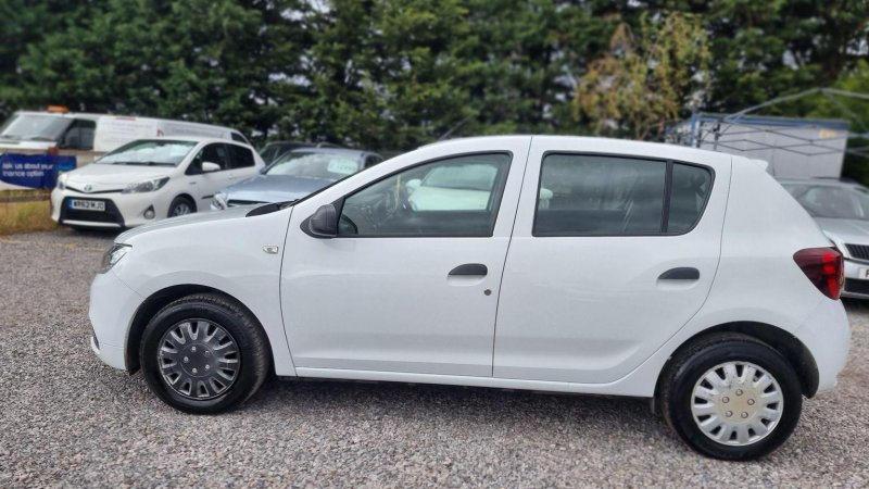 DACIA SANDERO