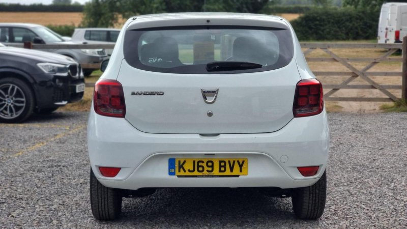 DACIA SANDERO
