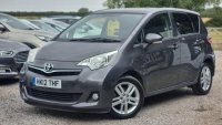 TOYOTA VERSO